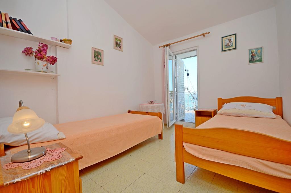 Apartment Ksenija Drvenik  Exterior foto